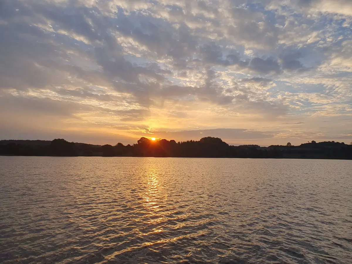 Sonnenaufgang am See